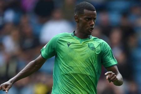 Beim BVB wurde der als Mega-Talent verpflichtete Schwede nicht glücklich. Nach einer Leih-Station in Tilburg, wo er mit 13 T...