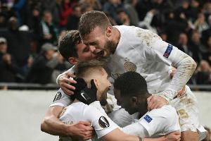 Ungarn und Russland lassen Zuschauer in die Stadien