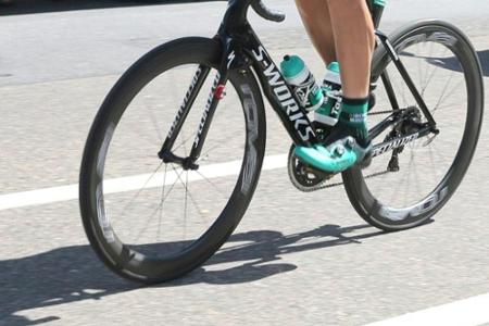 Erstes deutsches Radrennen nach Corona-Pause: 40 Fahrer auf dem Sachsenring