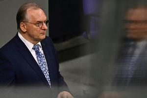 "Nicht nur 1. und 2. Liga": Sachsen-Anhalts MP Haseloff fordert Finanzkonzept für 3. Liga