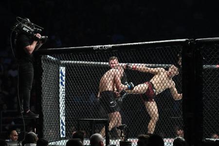 UFC-Neustart vor leeren Rängen - Trump gratuliert