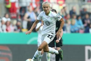 Restart Frauen-BL: Meister Wolfsburg mit souveränem Sieg gegen Köln