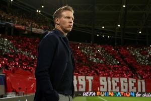 Nagelsmann übt Maskenpflicht - keine Sorge vor Quarantäne