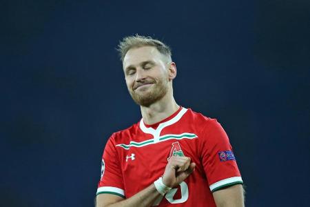 Weltmeister Höwedes engagiert sich für Halterns Bilbao-Projekt