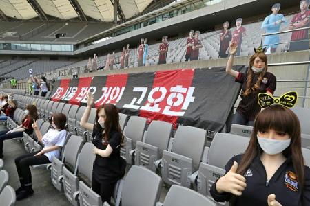 Sexpuppen auf Tribüne: Rekordstrafe für FC Seoul