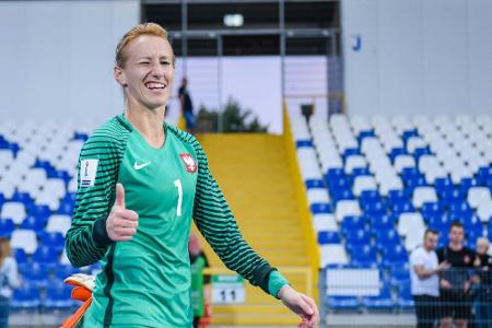 Wolfsburg verpflichtet polnische Nationaltorhüterin Kiedrzynek