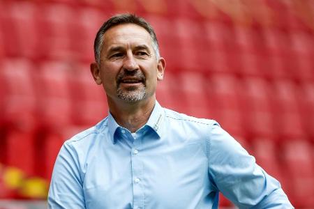 Schröder und Beierlorzer schwören Mainzer ein: 