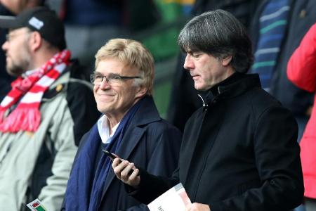 Löw verzichtet weiter auf Stadionbesuche: 