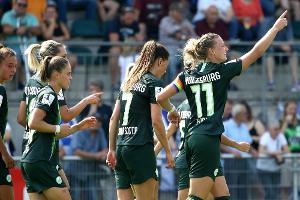 Wolfsburg dicht vor Meisterschaft - Bayern-Frauen siegen in Potsdam