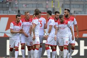 Fortuna auf Relegationskurs - FCA endgültig gerettet