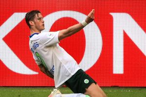 "Papa muss Geld verdienen": Weghorst schießt Wolfsburg in Europa League