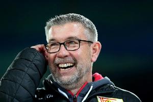 "Singt weiter!" Fischer und Union feiern Parkplatz-Party mit Fans