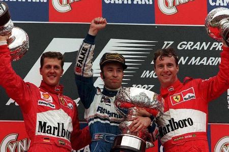Im vierten Rennen der Saison ist es endlich so weit: Heinz-Harald Frentzen feiert beim Großen Preis von San Marino seinen er...