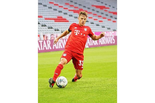 Ungewohnt fahrig im Mittelfeld, ließ sich den Ball von Stindl nahe des eigenen Strafraums abluchsen. Im Spiel nach vorne mit...