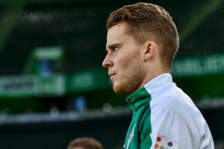 Hatte in der ersten Halbzeit wenig zu tun, löste alle kniffligen Situationen souverän. Blieb nach der Pause allerdings anges...