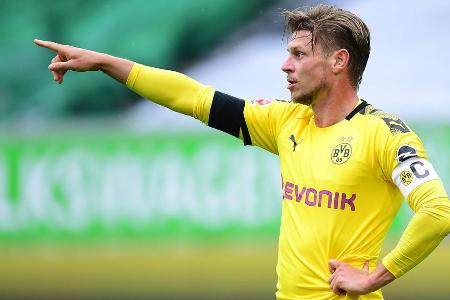 Oft am Ball, meist jedoch als Verteiler in der Defensive. Sein starker langer Pass auf Hazard (17.) hätte ein Tor verdient g...
