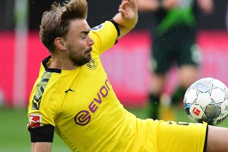 Kam für Raphael Guerreiro. Erzielte das 5:1 nach Vorlage von Witsel und steuerte einen Assist bei. Fulminante zehn Minuten d...