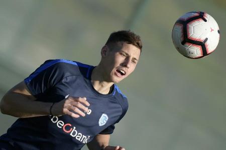 Düsseldorf holt Mittelfeldspieler Piotrowski