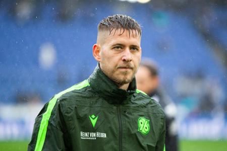 VfB Stuttgart verpflichtet Kobel und Anton