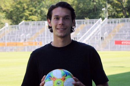 Viktoria Köln holt Mittelfeldspieler Lorch