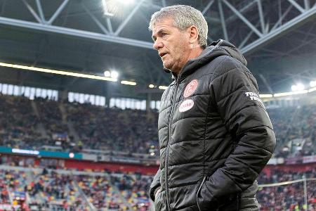 Eine eigenartige Entlassung ereignete sich Ende Januar 2020 in Düsseldorf. Nur einen Monat nach der vorzeitigen Vertragsverl...