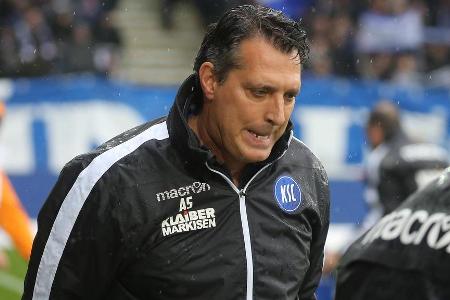 Eine 0:2-Niederlage gegen Holstein Kiel wurde Alois Schwartz in Karlsruhe zum Verhängnis. Der KSC zog die Reißleine und tren...