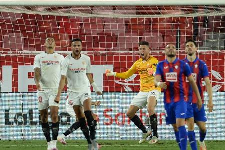 Erst Torschütze, dann Torwart: Ocampos rettet Sevilla vorne und hinten