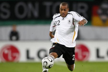 Sein Auftritt bei der Heim-WM 2006 ist vielen Fans in Erinnerung geblieben, als er in der Nachspielzeit gegen Polen (1:0) di...