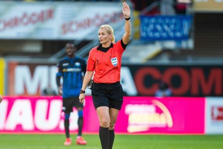 Steinhaus über ihr erstes Ligaspiel: Atemübungen in den Katakomben