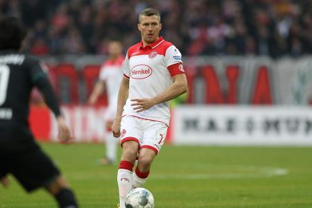 Düsseldorf: Kapitän Fink macht in U23 weiter