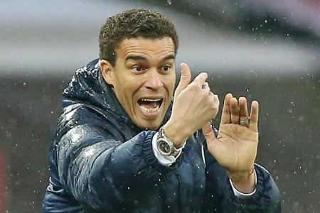 Ismael giftet gegen Kollege: 