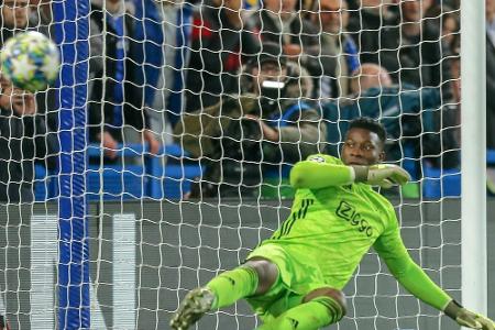 Rolfes dementiert Interesse an Ajax-Keeper Onana