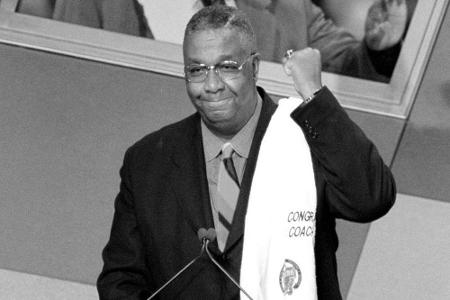 Basketball: Erster schwarzer College-Meistertrainer gestorben