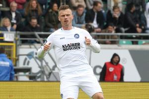 FCK leiht Angreifer Pourie aus