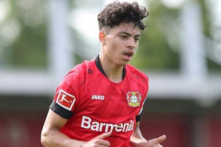 Leverkusen verlängert Vertrag mit Azhil und leiht ihn nach Waalwijk aus