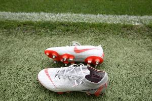 Elche steigt durch Tor in der 96. Minute auf