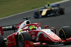 Formel 2: Schumacher in Silverstone zweimal klar am Podium vorbei