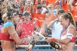 Beach-Tour: Schweizer Duo Betschart/Hüberli gewinnt in Hamburg