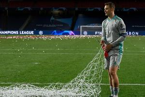 Kahn adelt Neuer: "Einer der ganz, ganz Großen"