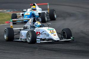 Formel 4: Nachwuchsrennfahrer Tramnitz erstmals auf dem Podium