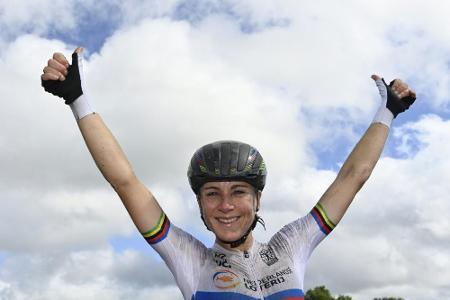 Rad-EM: Weltmeisterin van Vleuten sprintet zum Sieg