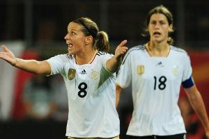 Grings nach 50 Jahren Frauenfußball: "Wertschätzung nicht überall vorhanden"