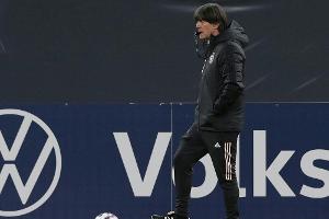 Löw trainiert mit 14 von 28 Spielern