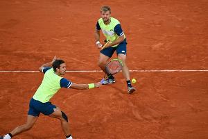 Zverev-Brüder unterliegen "KraMies" in Köln