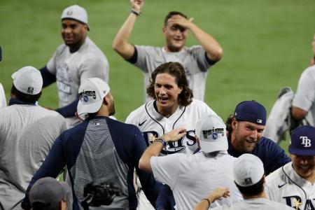 Baseball: Tampa Bay zieht als erstes Team in World Series ein