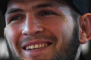 Der "Mutter versprochen": MMA-Champion Nurmagomedow tritt ab