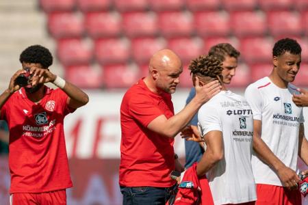 Zwei Coronafälle bei Mainz - Test gegen Frankfurt abgesagt