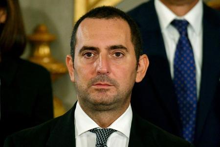 Italiens Regierung erlaubt Fußballspiele mit Zuschauern