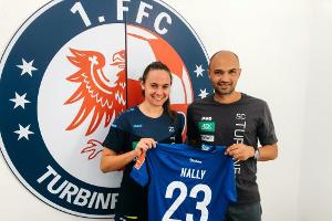 Turbine leiht Amerikanerin Nally aus