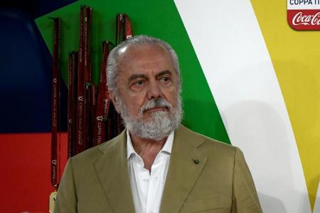 Neapels Präsident De Laurentiis nach Corona-Infektion angezeigt